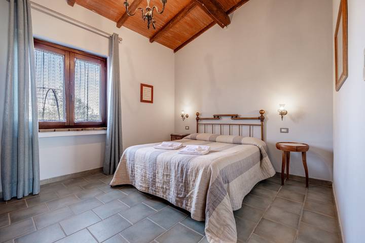 Agriturismo per 5 persone, con giardino e piscina per bambini in Maremma