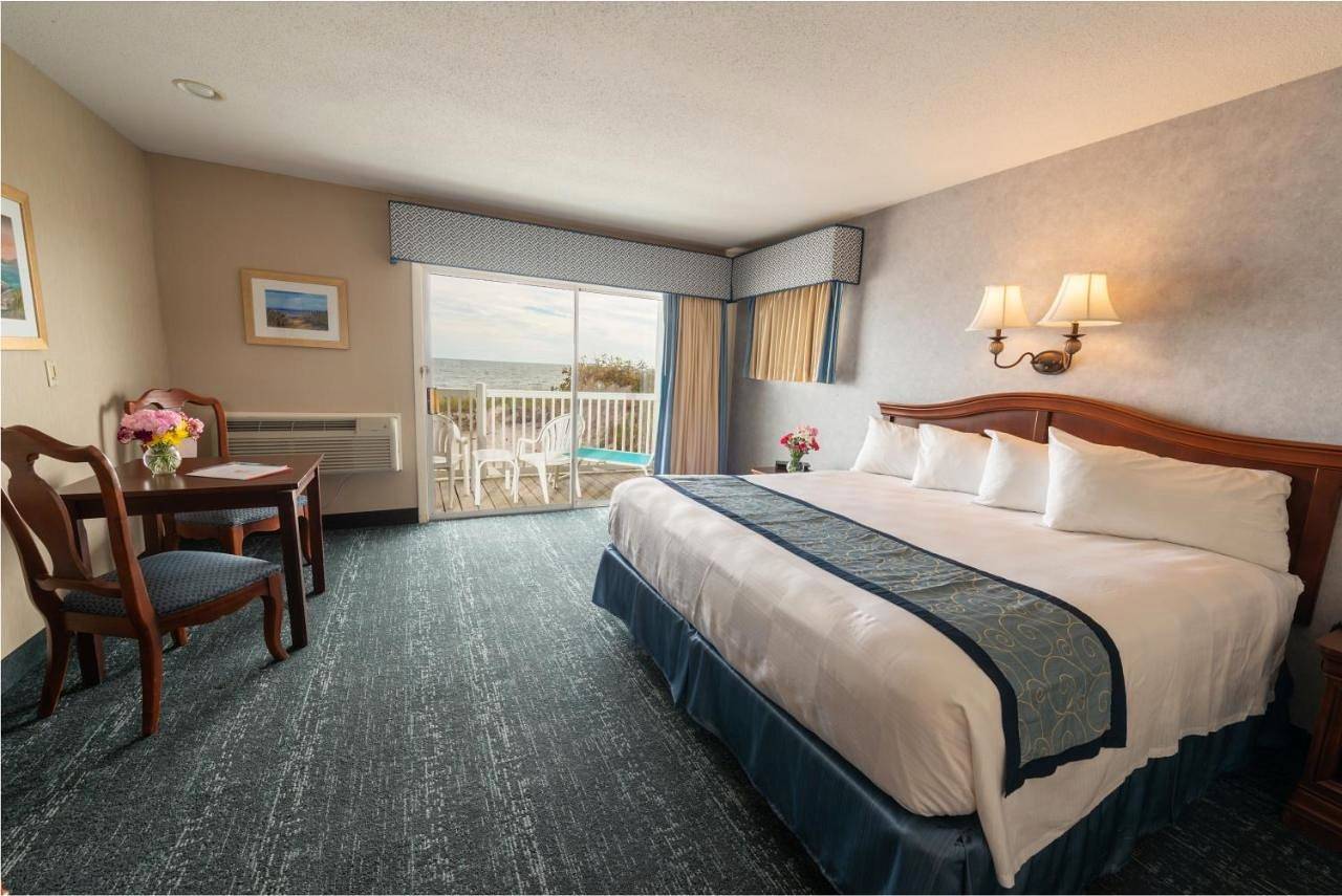 Riviera Beach Resort in Yarmouth, Cape Cod