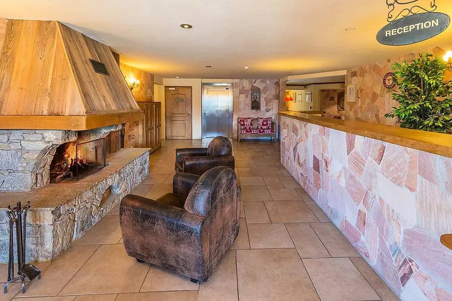 Appartement entier, Appartement 7 Pièces 12/14 Personnes avec sauna privatif in La Rosière, Montvalezan