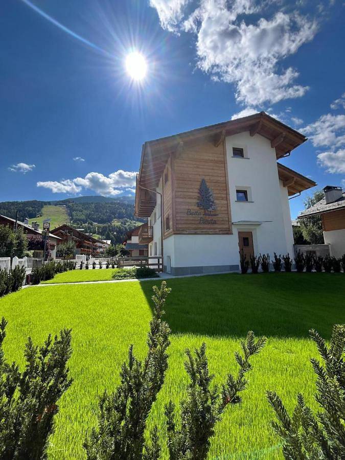 Chalet per 4 persone, con Balcone e Terrazza nonché Giardino e Panorama a Comune di Bormio