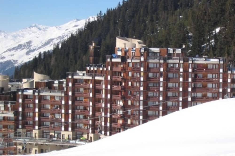 Entire apartment, Dividable studio at the foot of the slopes with balcony, parking, and pets allowed in La Plagne, La Plagne-Tarentaise