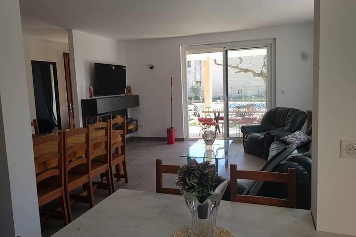 Location de vacances pour 18 personnes, avec jardin et piscine à Tulette - 4