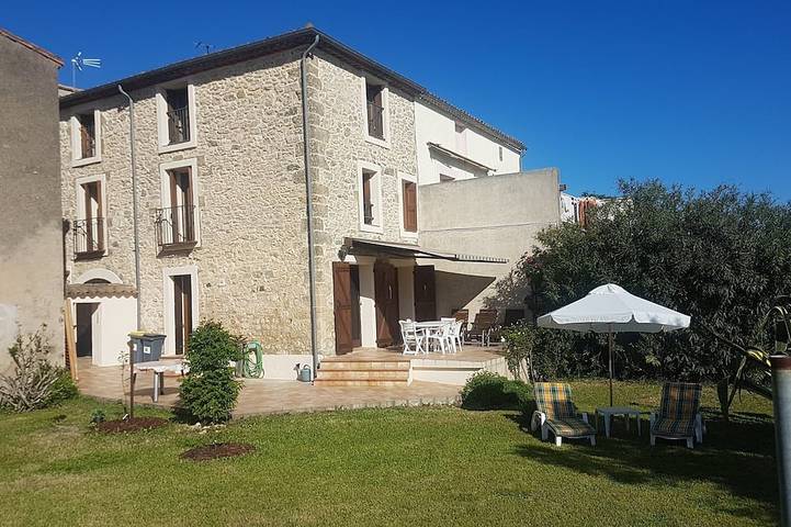 Location de vacances pour 6 personnes, avec Terrasse et Jardin à Saint-Pons-de-Mauchiens