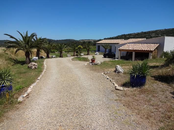Location de vacances pour 6 personnes, avec jardin ainsi que bassin pour enfant et sauna, animaux acceptés à Thézan-des-Corbières - 3
