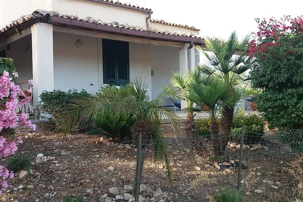 Villetta -   Wifi e Vista Mare Alle Porte Di Sampieri\ncin  It088011C263Ltlbty in Sampieri, Provincia di Ragusa