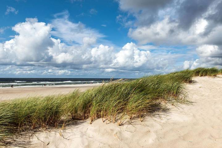 Appartement de vacances pour 4 personnes, avec piscine ainsi que jardin et vue sur l’océan