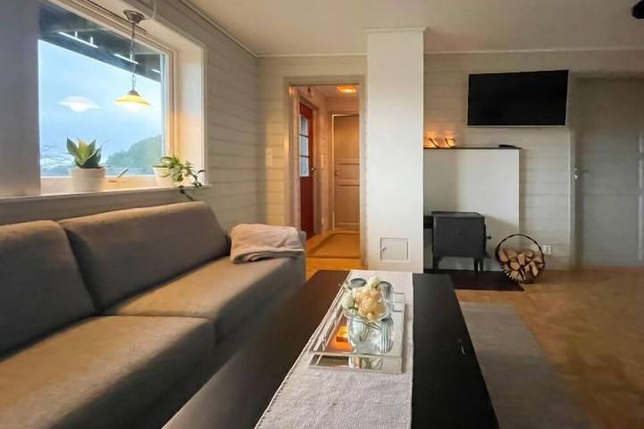 Ganze Wohnung, Bakkafall in Flora