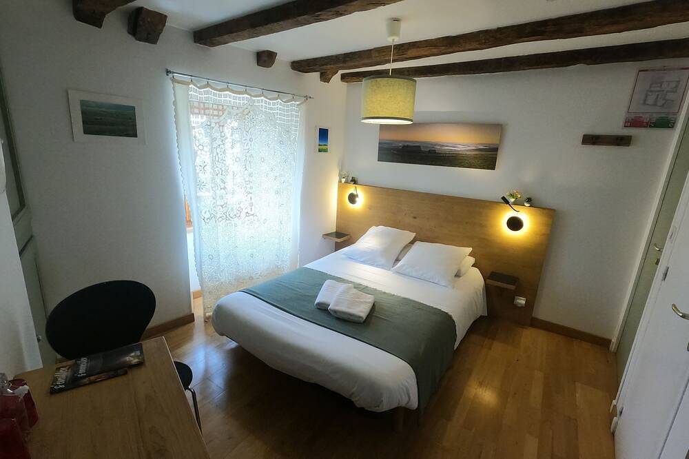 La Maison Hotel & Gîte in Laguiole, Parc naturel régional de l'Aubrac