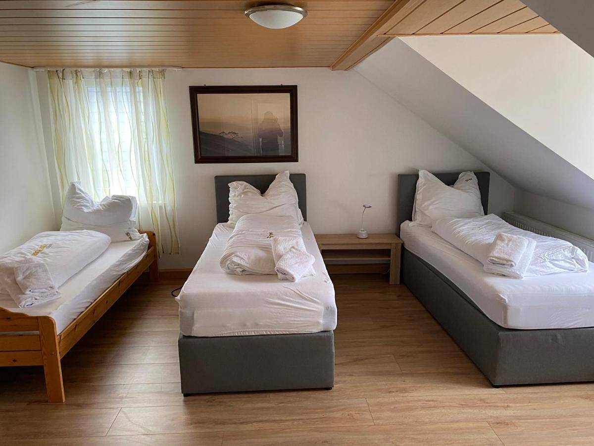 Appartement entier, Dorfschenke in Siegen (Allemagne), Arrondissement de Siegen-Wittgenstein