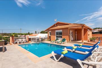 Villa in Alaior Municipality, Coast of Menorca für 5 