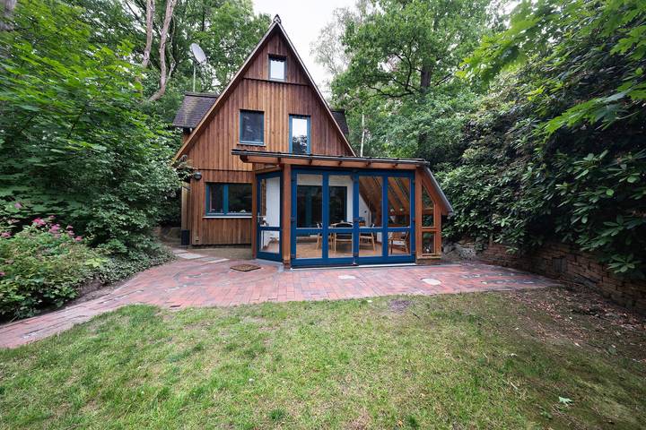 Ferienhaus für 6 Personen, mit Garten und Seeblick in Ostfriesland