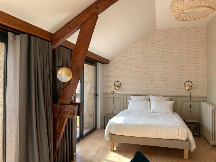Double Room with Private Bathroom in Aix-les-Bains, Région de Chambéry