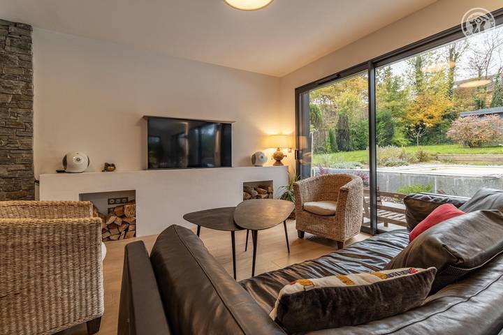 Gîte pour 6 personnes, avec piscine ainsi que jardin et terrasse à Aix-les-Bains - 4