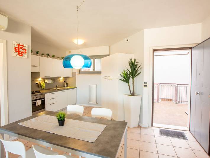 Apartamento entero, Wohnung mit Terrasse und Panoramablick in Bagni 30 Club Tre C, Senigallia (Municipality)