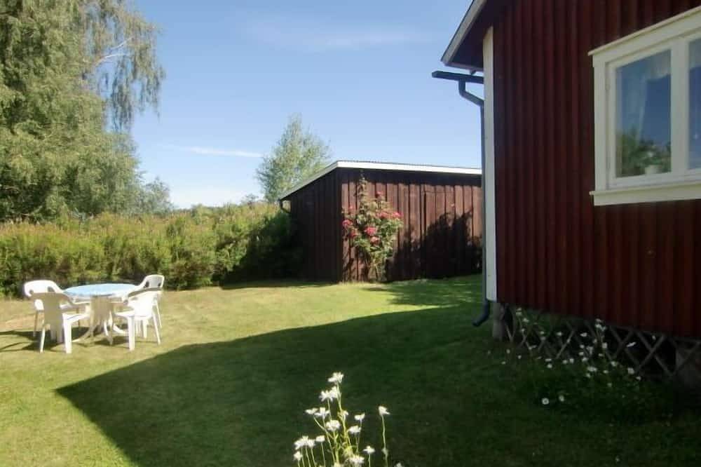 Ferienhaus Mit Fantastischer Lage Am Vänernsee in Vänern