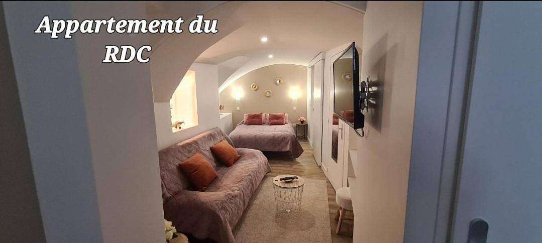 Appartement entier, Studio in Vals-les-Bains, Parc naturel régional des Monts d'Ardèche