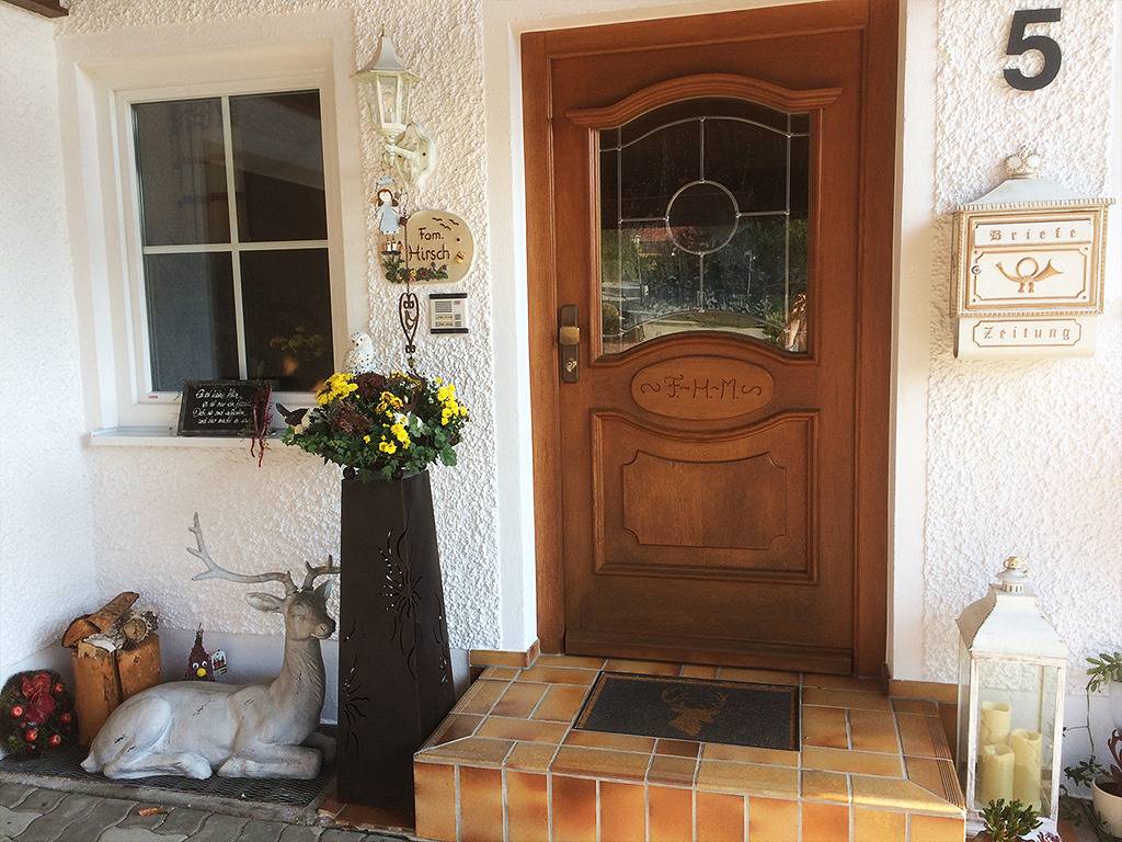Appartements Hirsch - Ferienwohnung I (33qm) mit Balkon in Bad Birnbach, Ostbayern
