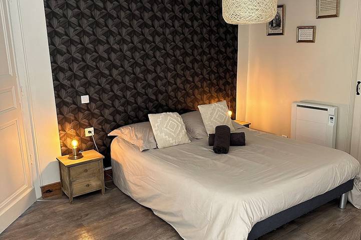 Location de vacances pour 10 personnes, avec jardin ainsi que terrasse et jacuzzi, animaux acceptés à Astaffort - 2