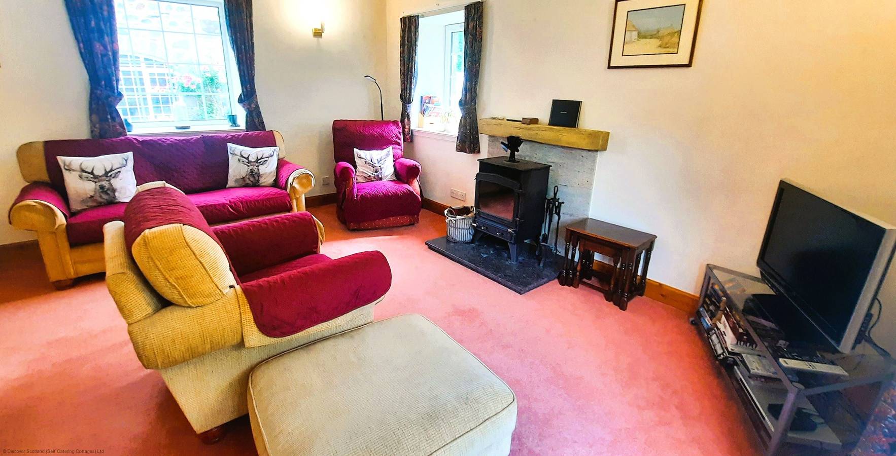 Burnside Cottage in Loch Tay, Perthshire