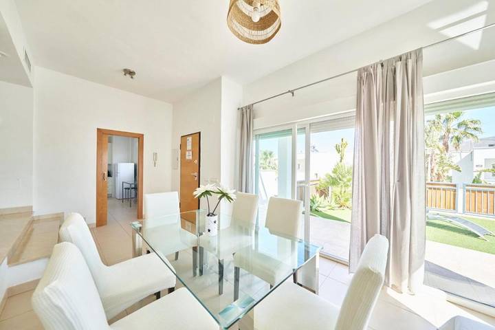 Chalet para 10 personas, con piscina además de terraza y jardín en Cabo de Gata - 4