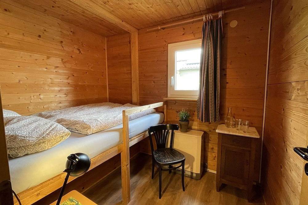 Atemberaubendes alleinstehendes Ferienhaus für 4 Gäste mit  W-Lan, Tv, Terrasse und Panoramablick in Illmensee, Nördlicher Bodensee region