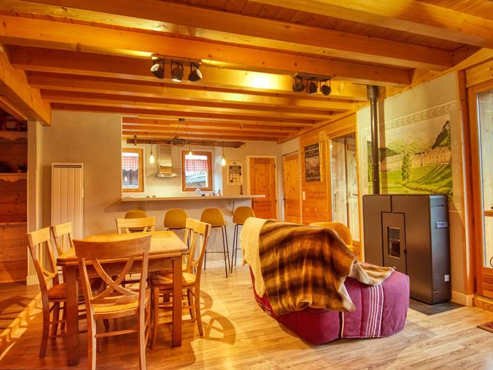 Location de vacances pour 8 personnes, avec Balcon à Morillon
