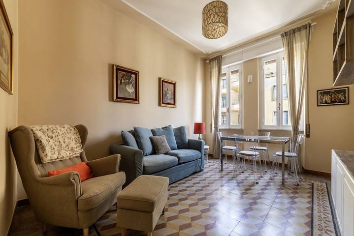 Apartment for 2 people, with balcony/terrace in Rome