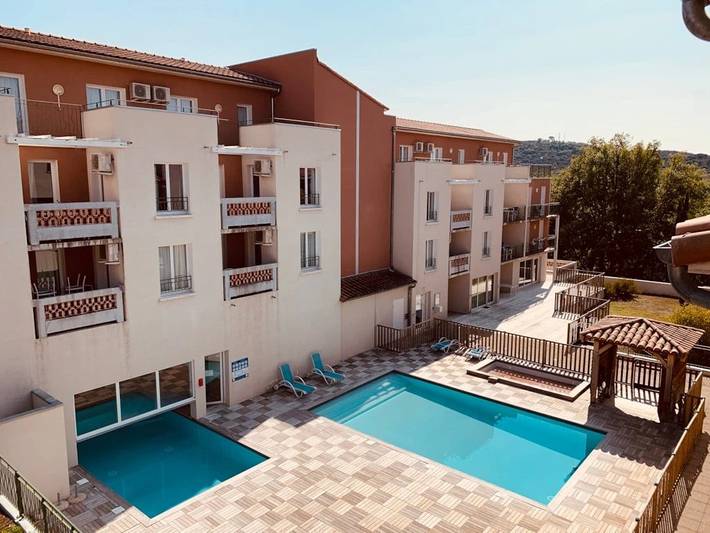 Gîte pour 6 personnes, avec bassin pour enfant dans Thermes de Gréoux les Bains