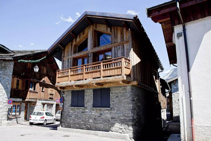 Chalet pour 9 personnes, avec balcon dans Courchevel 1300 (Le Praz)