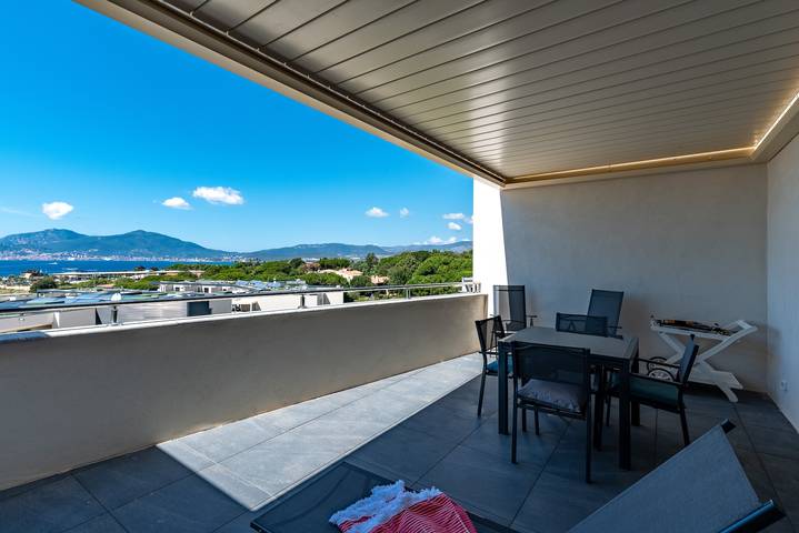 Appartement de vacances pour 4 personnes, avec Terrasse dans Porticcio