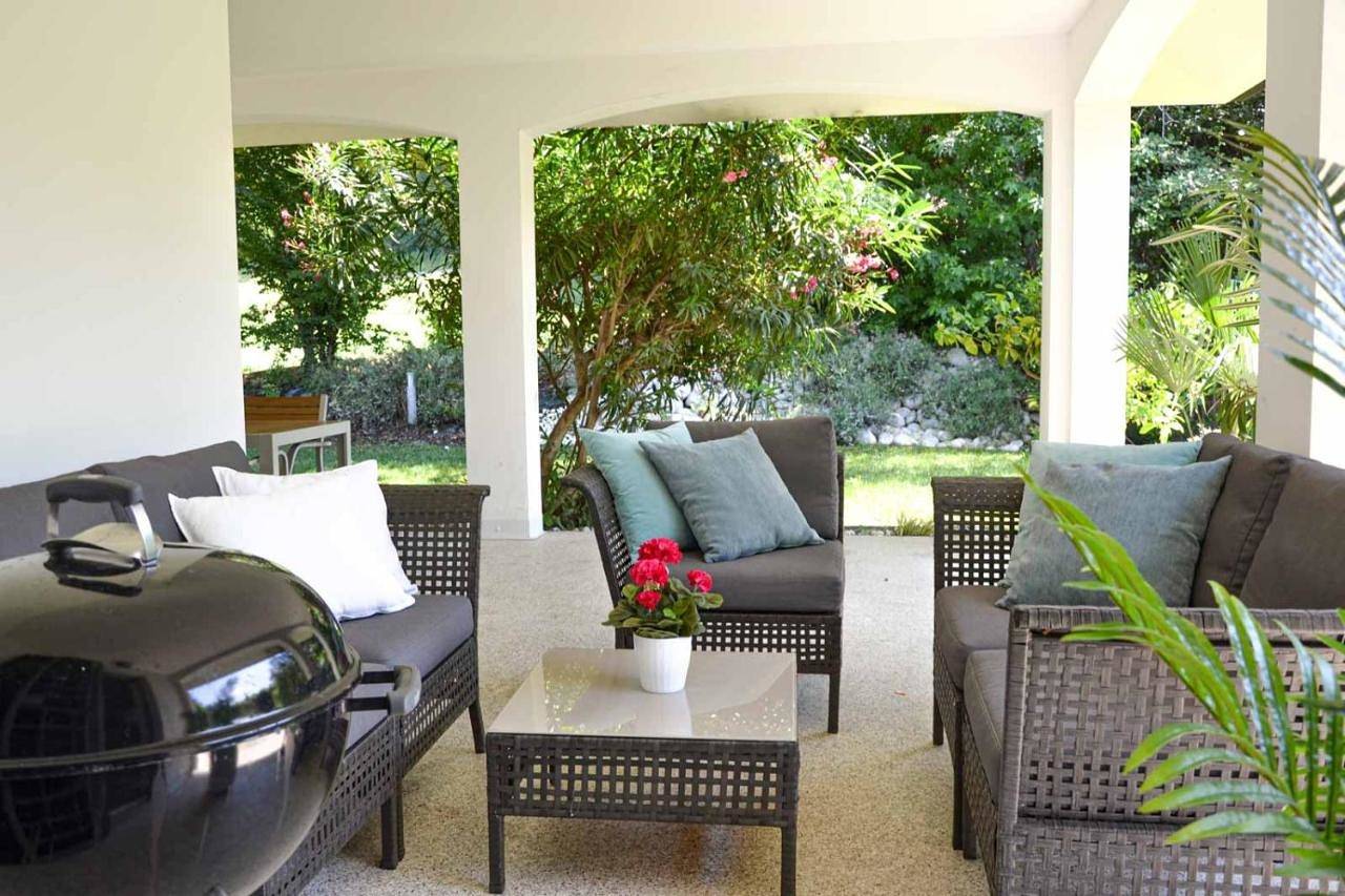 Italia Living Villa in Padenghe sul Garda, Gardasee-Berge
