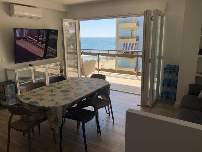 Gîte pour 7 personnes, avec jardin ainsi que vue et piscine dans Mareny Blau - 3