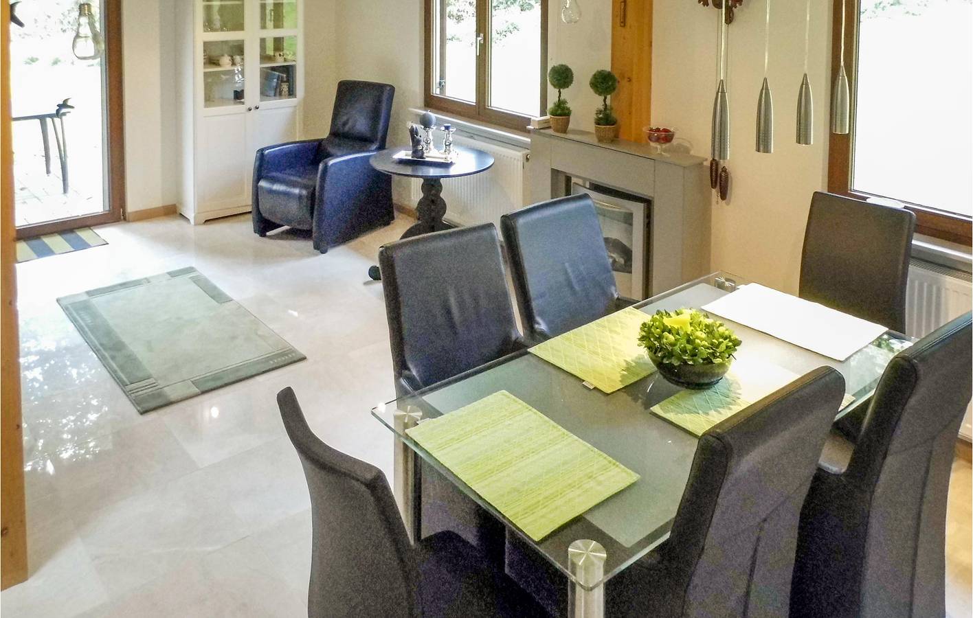 Gemütliches Apartment mit Terrasse und Parkplatz, 2 km von Ibra entfernt in Reimboldshausen, Kirchheim