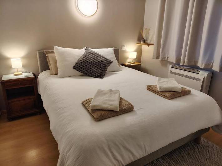 Location de vacances pour 2 personnes, avec jardin ainsi que piscine et vue à Donneville - 2