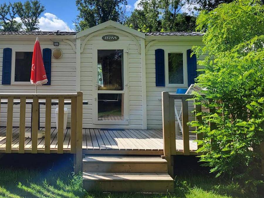 Camping Le Gué - Mobilhome 8 personnes - 28 m² - 3 chambres 6/8 personnes avec Clim in Chémery, Sologne