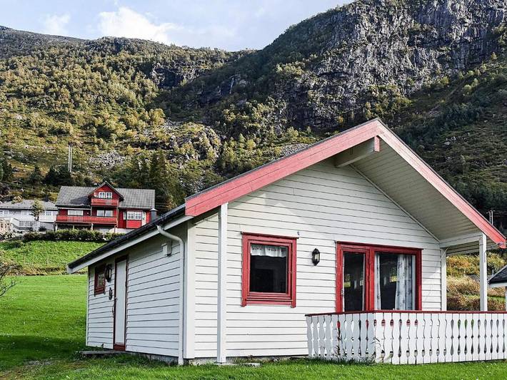 Ferienhaus für 5 Personen, mit Terrasse und Garten in Selje - 4