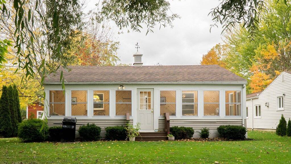 Neue Unterkunft Am See. Bleiben Sie 3 Nächte Und Erhalten Sie Eine Kostenlose Nacht 10 / 15-5 / 15. in Canadice, Ontario County