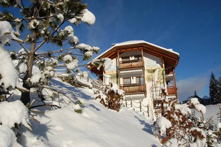 Hütte für 2 Personen, mit Garten und Ausblick in Cortina d'Ampezzo
