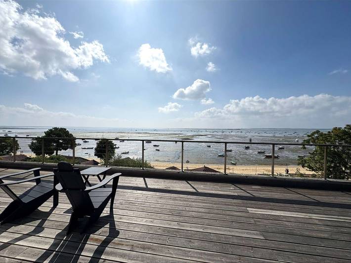 Chalet pour 10 personnes, avec Terrasse ainsi que Jardin et Piscine au Cap Ferret