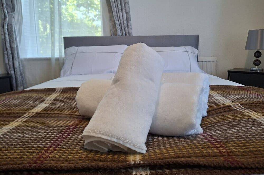 Entire apartment, 1-Bed Apartment | Disley in Stockport, Greater Manchester