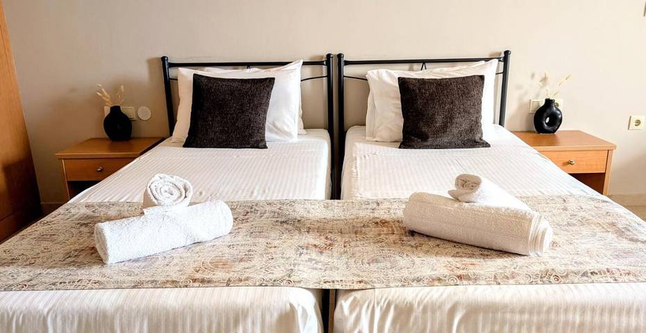 Ferienwohnung für 8 Personen, mit Garten und Ausblick in Faliraki - 3