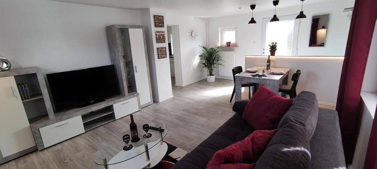 Ganze Wohnung, Apartment with Garden View in Adendorf, Nordheide