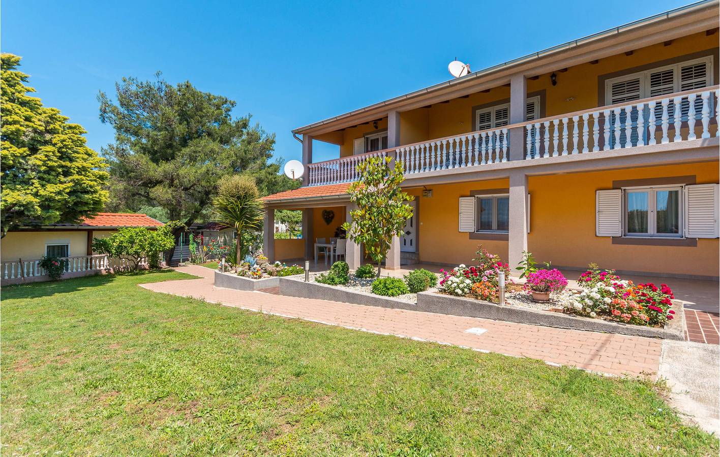 Appartement de vacances entier, Appartement de vacances pour 6 personnes avec terrasse in Sveti Filip i Jakov, Région de Zadar