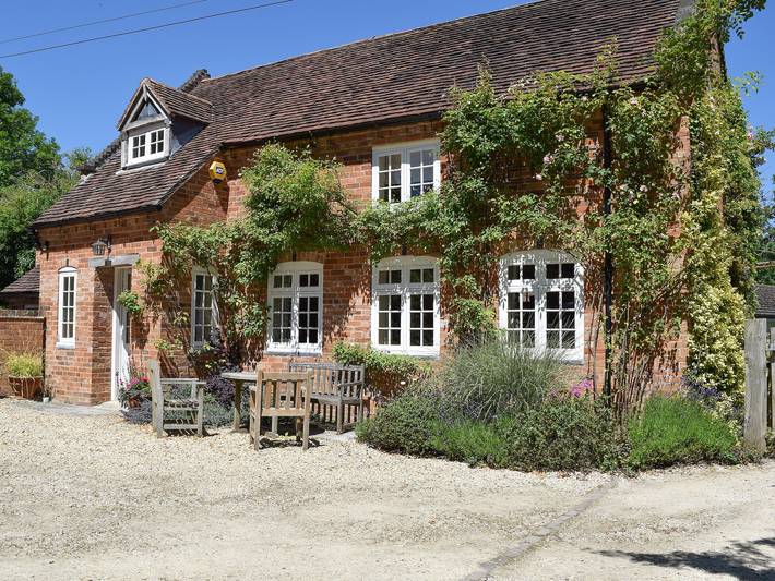 Log cabin for 5 people, with Garden in Warwickshire