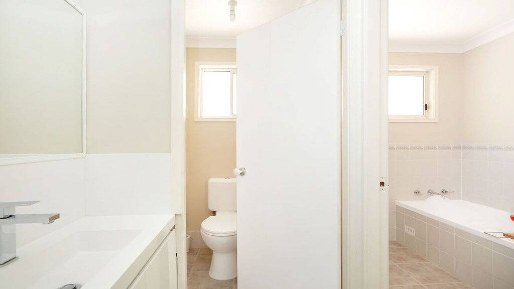 Holiday Home for 6 People in Bowral, Wingecarribee Shire Council