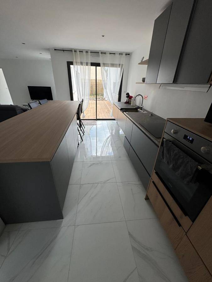 Location de vacances pour 12 personnes, avec terrasse et jardin à Plouzané - 3