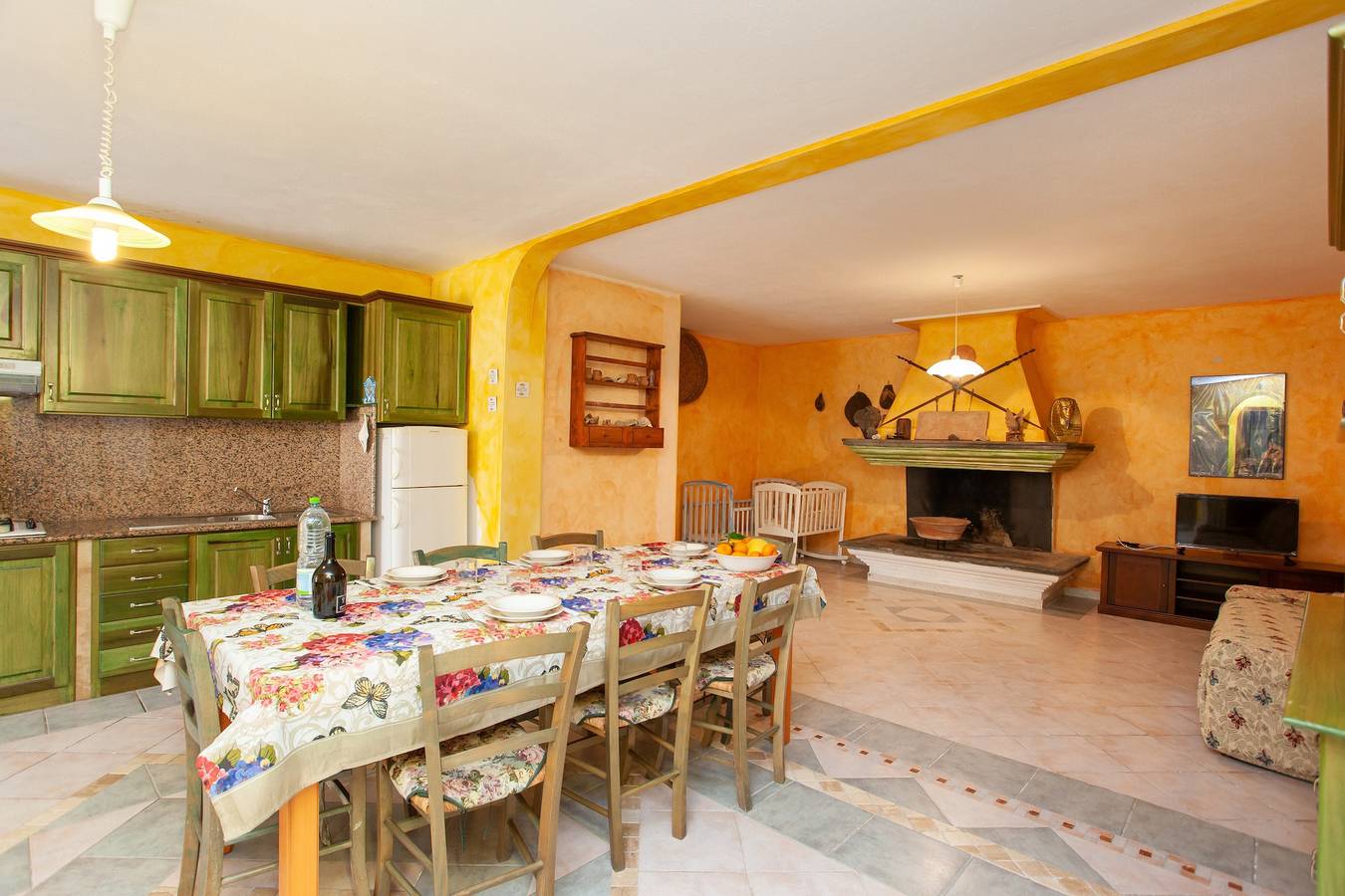 Entire apartment, Apartment "Oleandro" with Terraces & Wi-Fi in Sos Alinos, Orosei