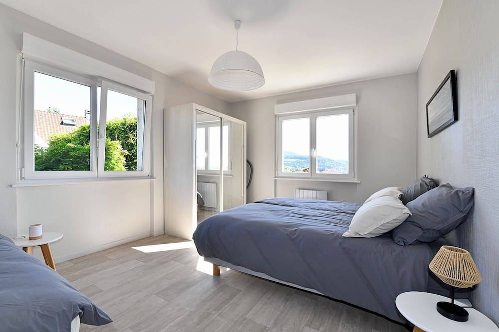 Single-family home Les Rosiers du Blosen, 4-star furnished holiday accommodation in Thann, Parque natural regional de los Ballons des Vosges