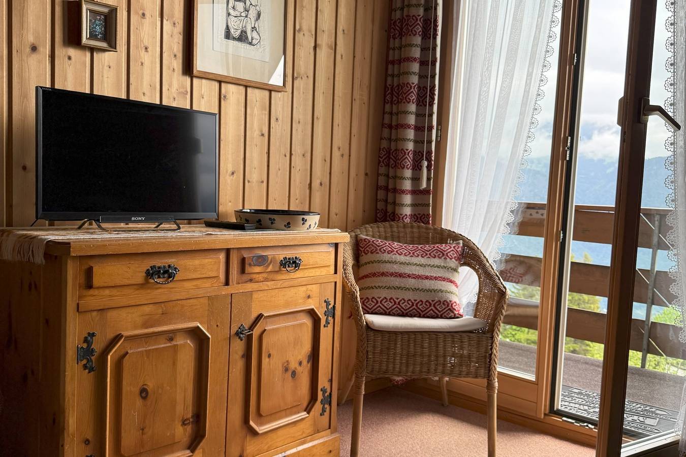 Ganze Ferienwohnung, Chalet Ruedi (Charmingstay) - 3.5-Zimmerwohnung in Flumserberg, Flums