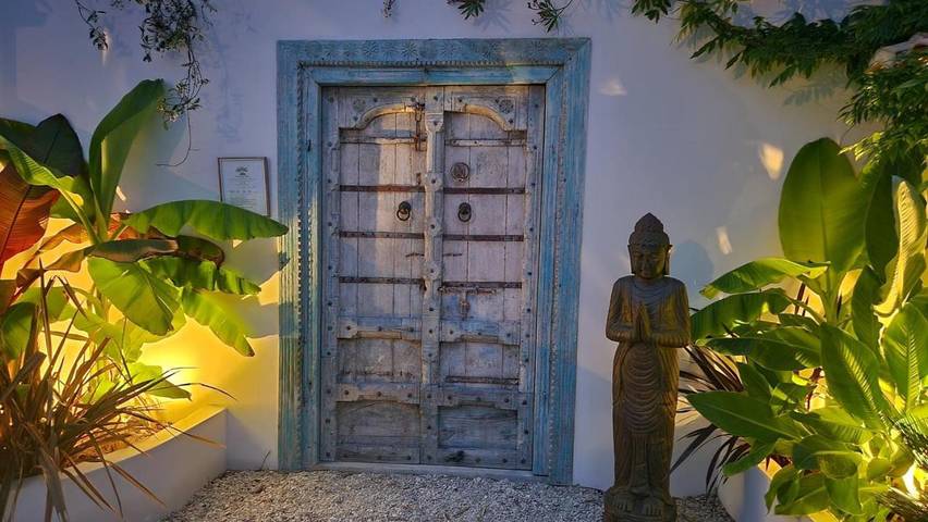 Chambre d’hôte pour 4 personnes, avec sauna et vue ainsi que piscine et jardin